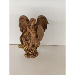 St Michael The Archangel Statue "Victorious" Roman Inc 1998
Brown Resin 7"T